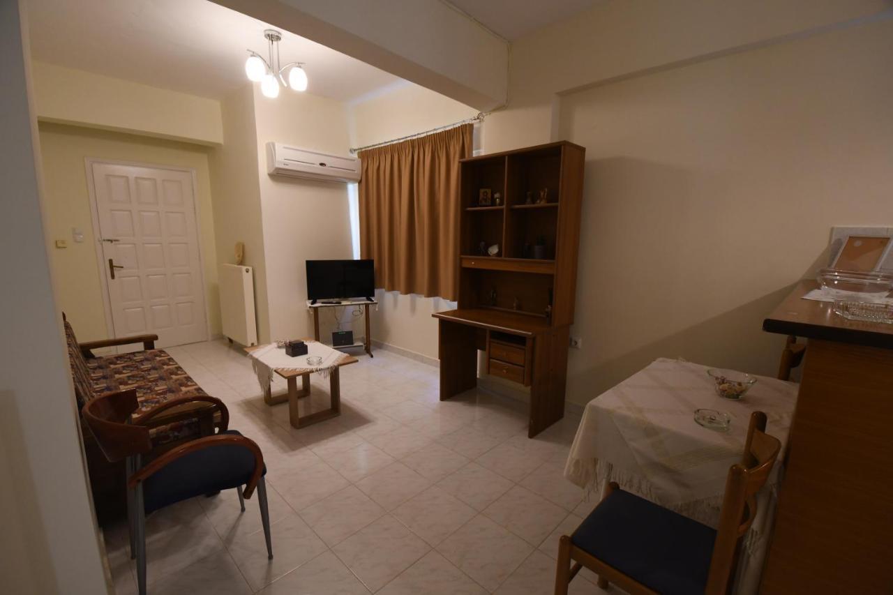 Mary'S Home Каламата Экстерьер фото