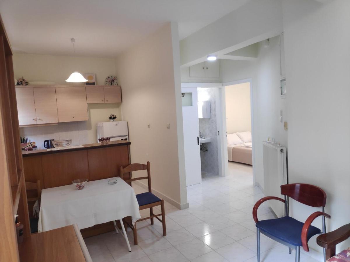 Mary'S Home Каламата Экстерьер фото