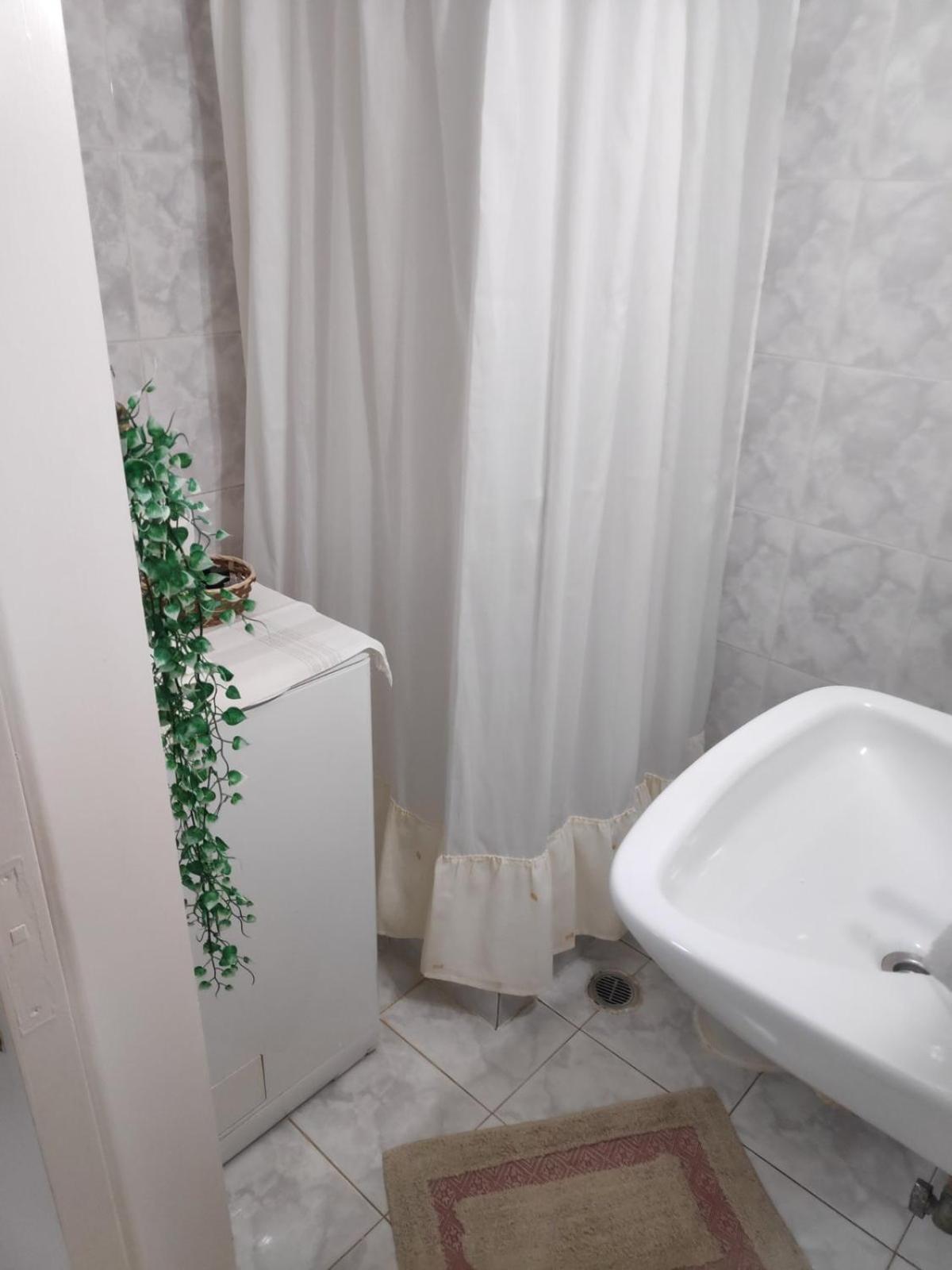 Mary'S Home Каламата Экстерьер фото